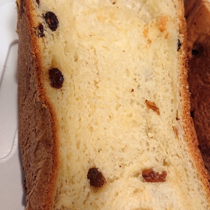 子供も大好き!HB ふわふわレーズン食パン